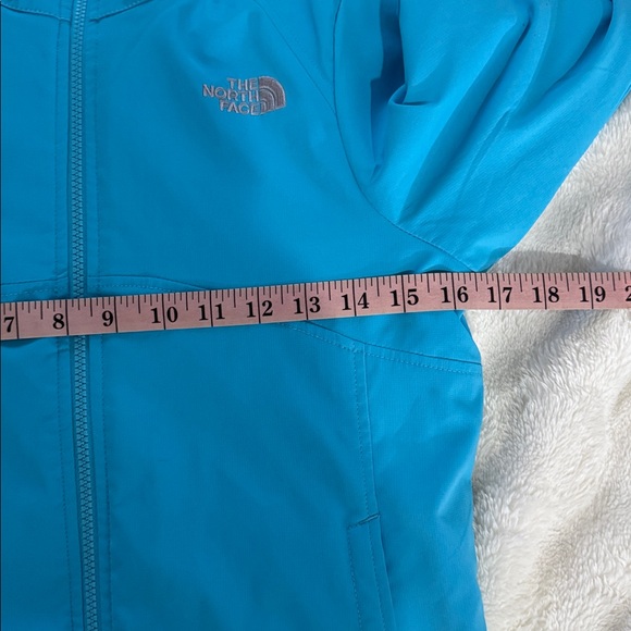 TNF Bionic Softshell - Picture 9 of 11